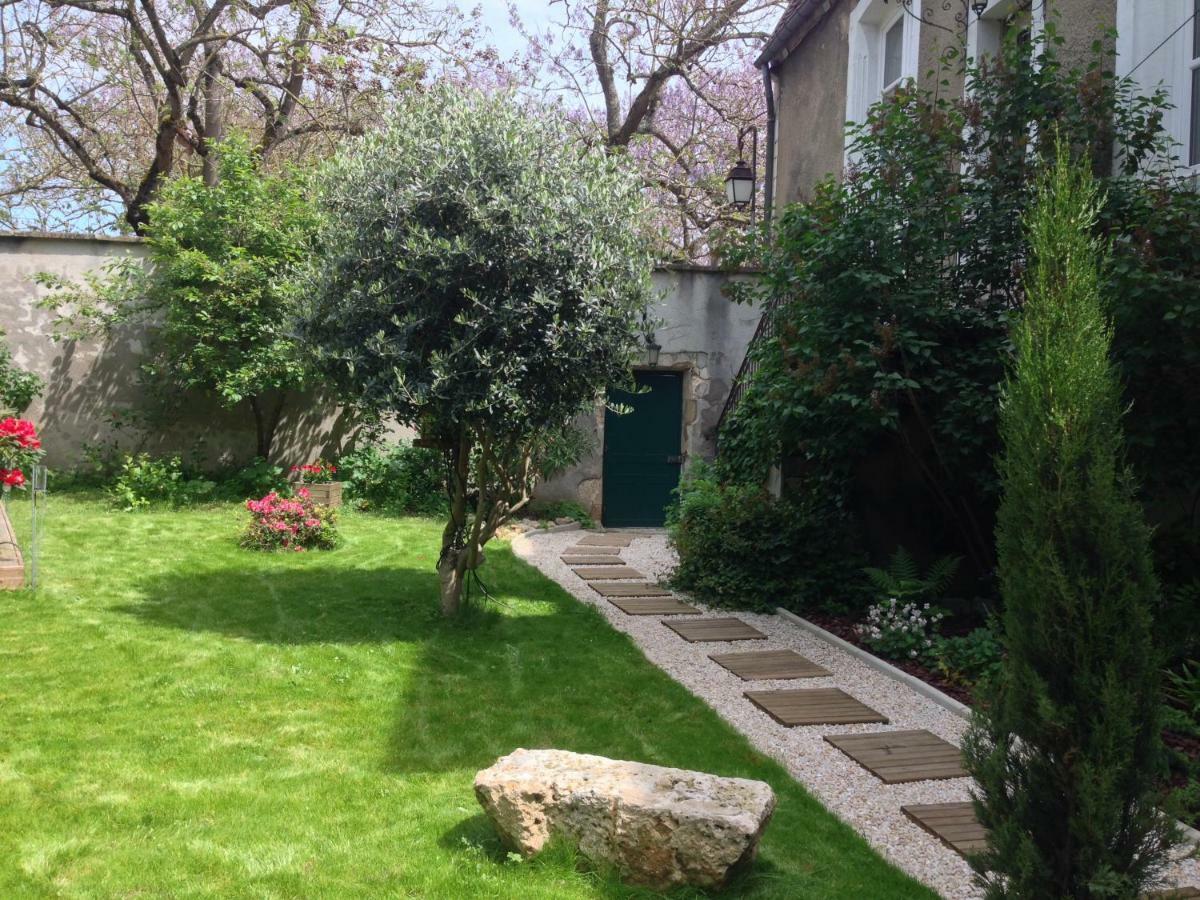 Maison Colladon Bourges Luaran gambar